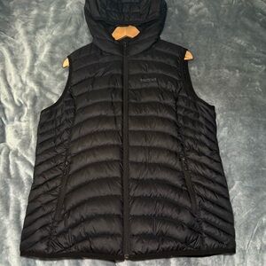 MARMOT WOMEN’S VEST